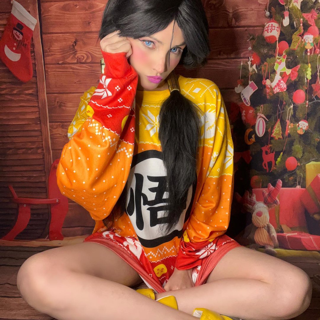 Dragon-Ball-Z-Goku-Xmas-Sweater-1.jpg Dragon Ball Z Goku Xmas Sweater 1 - Dragon Ball Mall